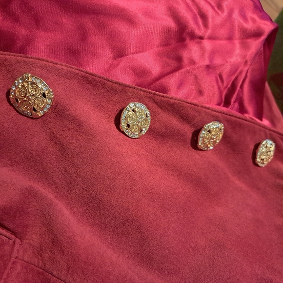 Women's Jacket - Picture 5 of 8